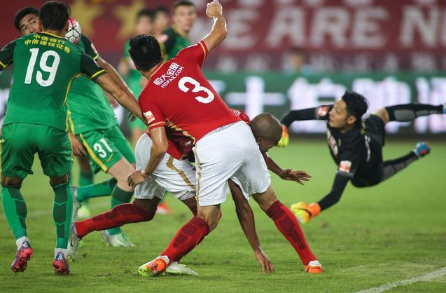 豪门对决！即时盘口上演世纪大战的简单介绍