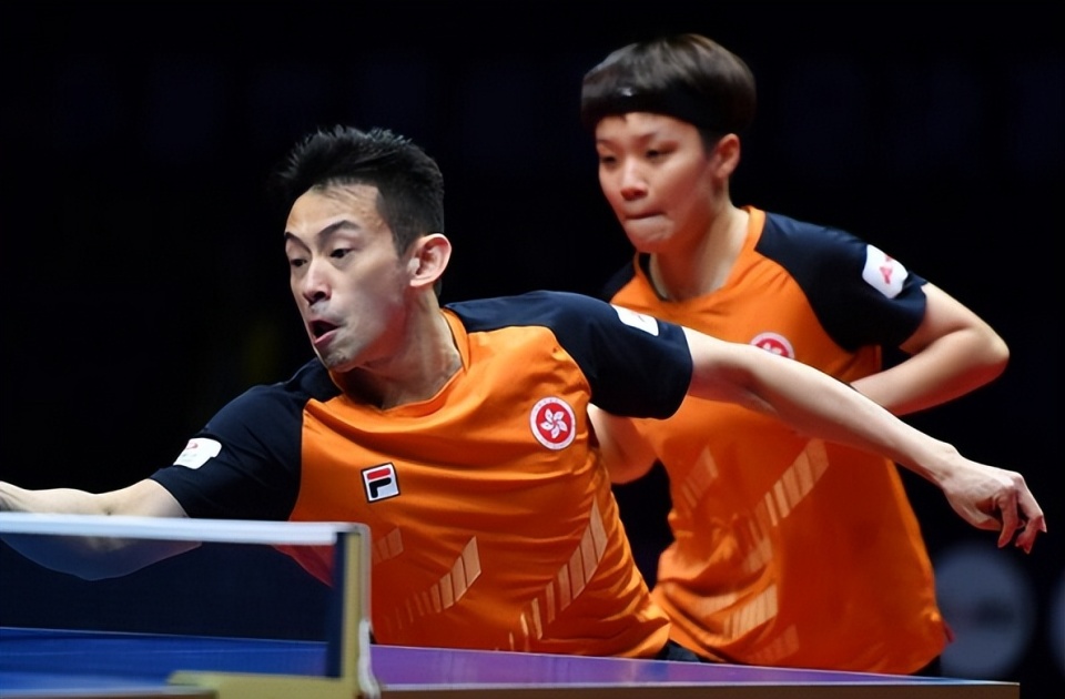 棒球惊险逆转取胜，粉丝狂欢不已的简单介绍