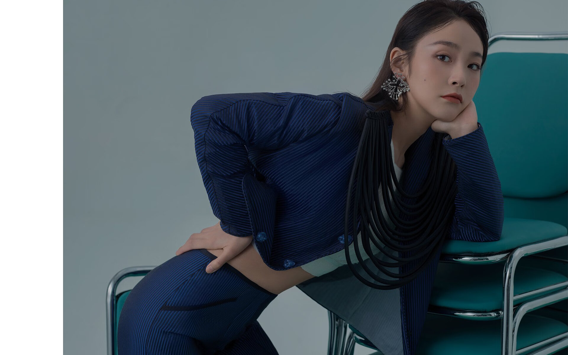 以足球为枪膛的战争，当布雷默的额头击碎地缘政治的结界