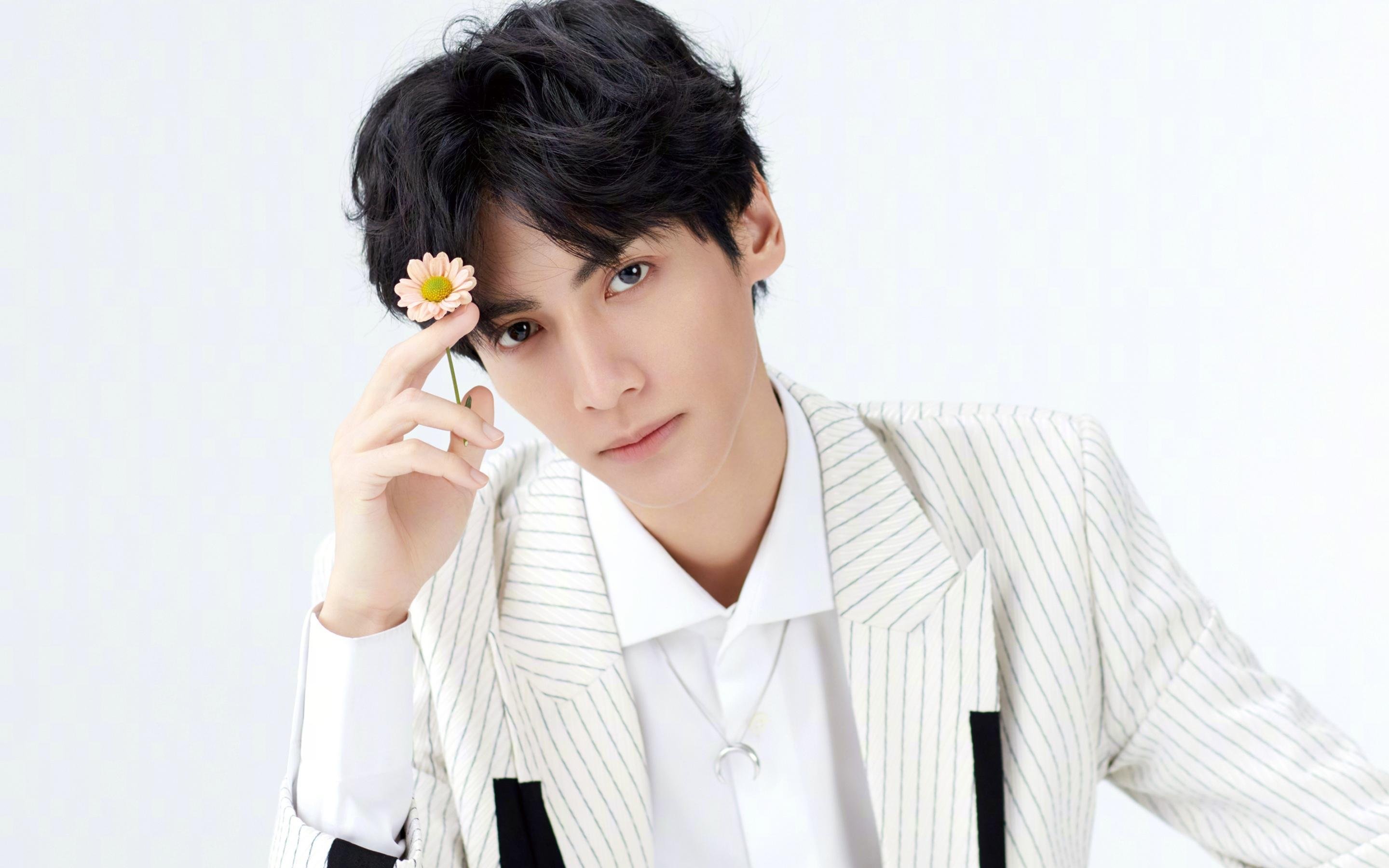 硬仗之王与时间赌徒，当安哥拉的月光照亮伊蒂哈德