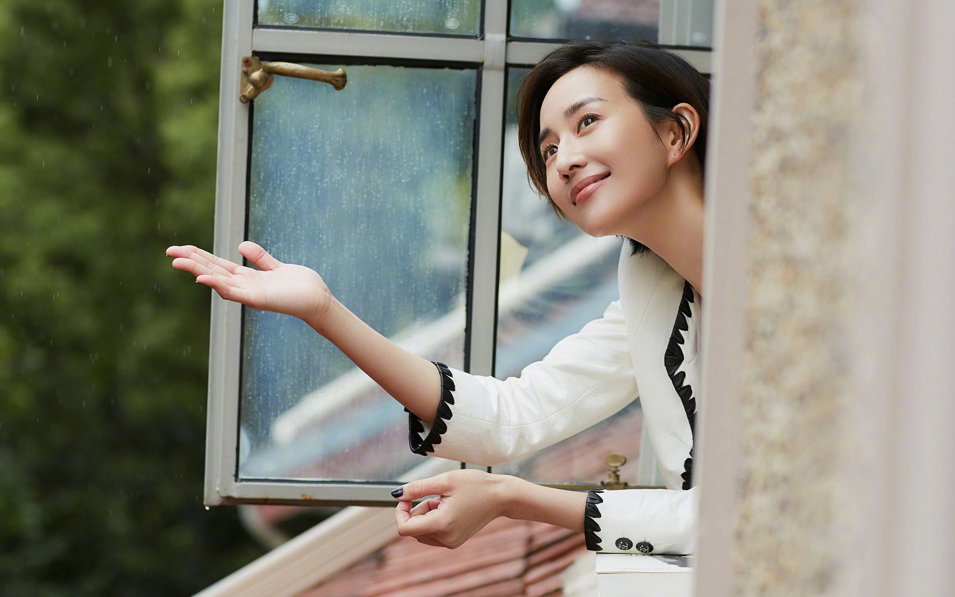 当战术沉默时，斯通斯用肌肉与意志最后一次撕裂了钢筋防线