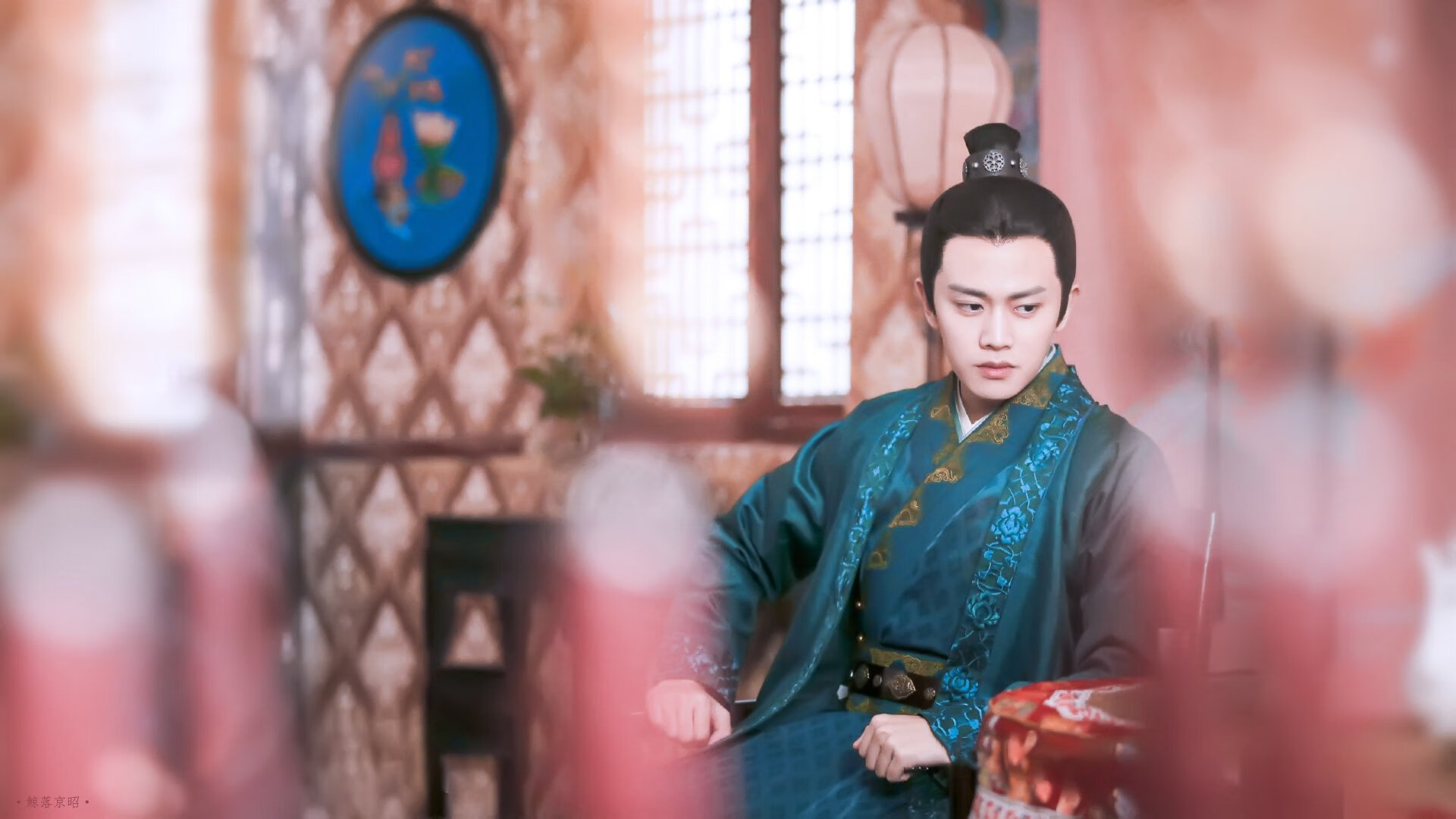 解剖防线马克西的手术刀，当年度焦点之夜沦为个人暴力美学展