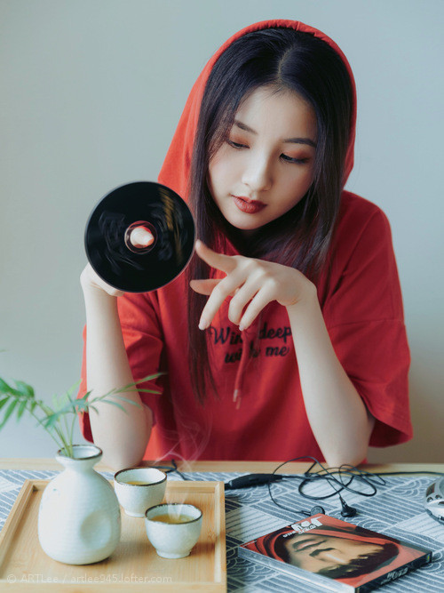 奇迹绿茵,2026世界杯E组冷门之夜,罗马尼亚众志成城演绎完美攻防,4-0横扫瑞士